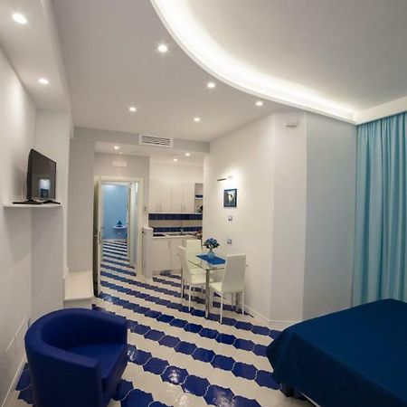 Marilisa Holidays Майори Экстерьер фото