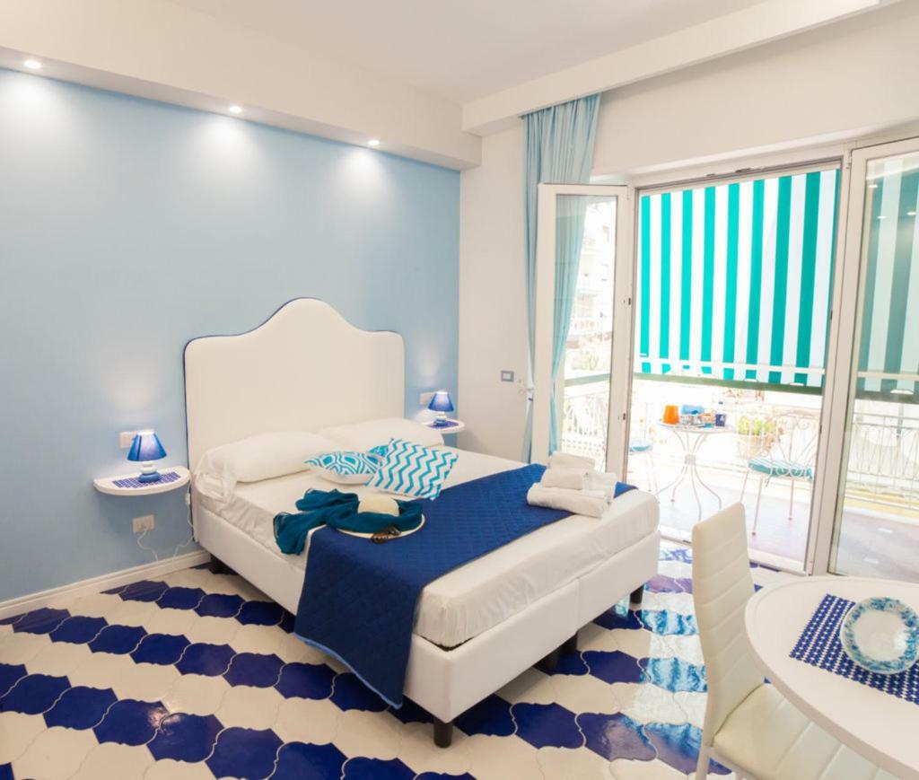 Marilisa Holidays Майори Экстерьер фото